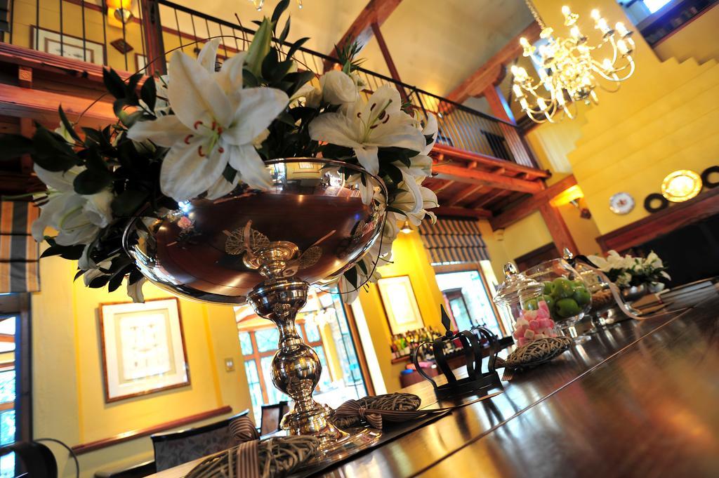 De Hoek Country Hotel Magaliesburg Buitenkant foto